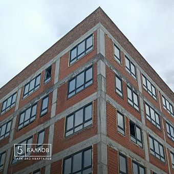 Каждый дом в ЖК «5 Баллов» — это отдельная история, к созданию которой мы подходим основательно  Максимальное внимание к деталям при проектировании и строительстве объектов, чтобы в будущем вам было комфортно проводить здесь каждый день